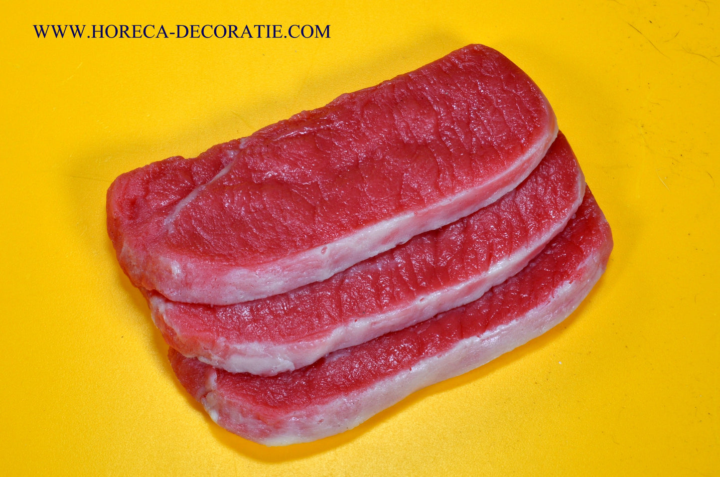 Steak, stappeltje van 3 stuks - dummy namaak - 12x8 cm