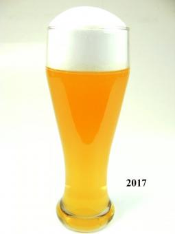 Glas met witbier, 0,3 ltr (echt glas) 7x19.5 cm dummy