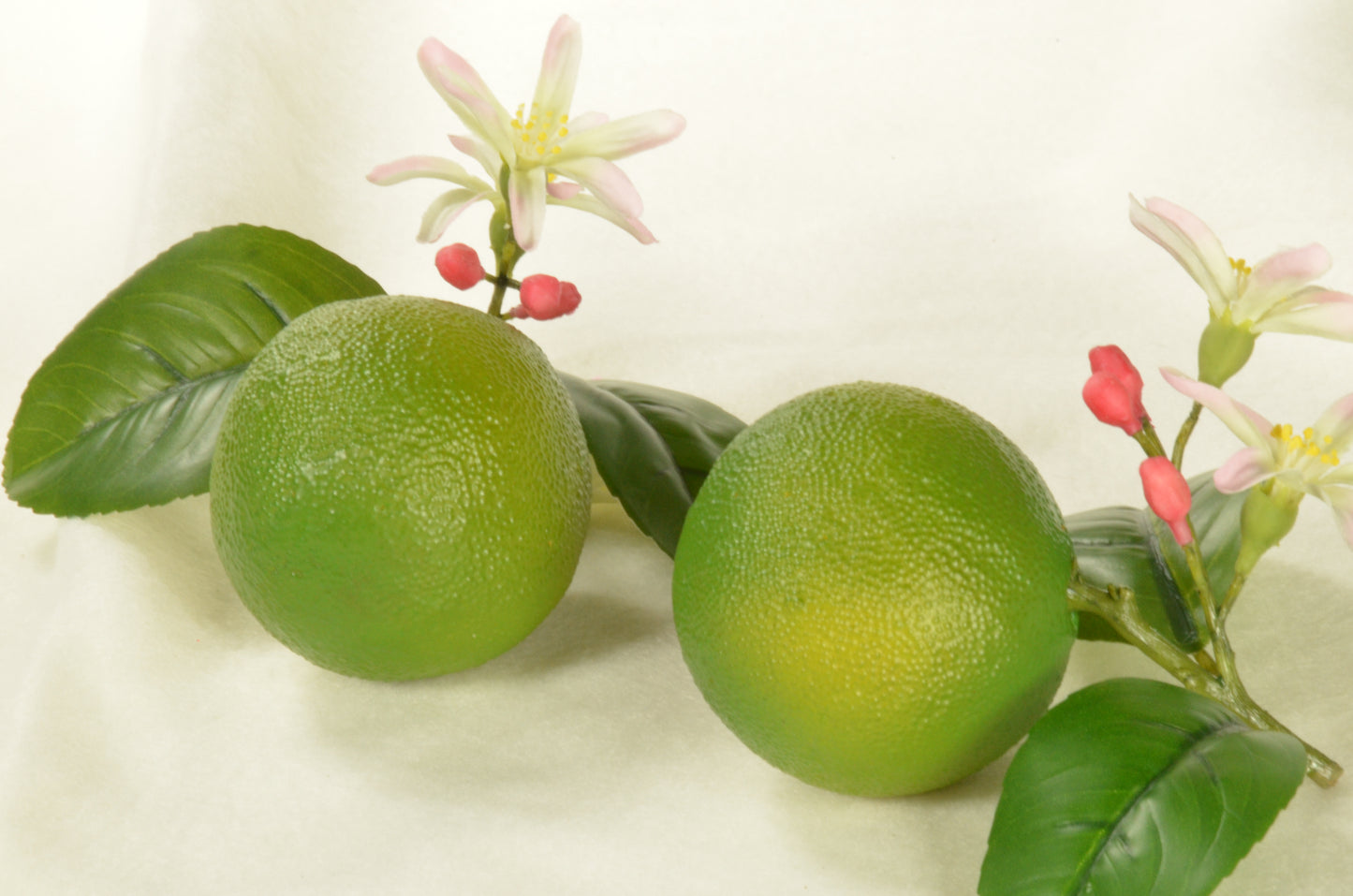 Limoen,met blad  lxhxb: 10x7x7 (namaak)