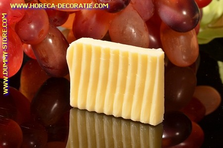 Boter, plakje - dummy 5x4x1 cm - namaak - imitatie