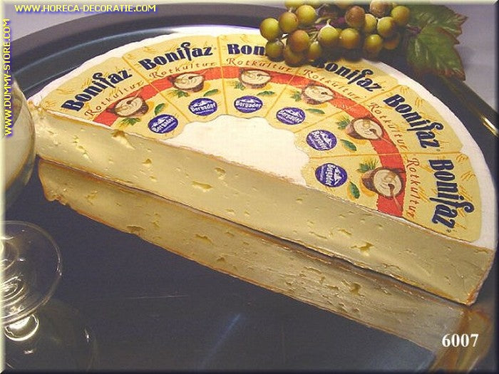 Bonifaz, aangesneden - dummy - imitatie - namaak