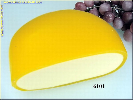 Boterkaas, GEEL, aangesneden - namaak - dummy