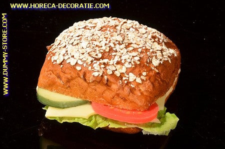 Broodje Gezond  7x8,5 cm H: 6 cm - dummy - imitatie artikel