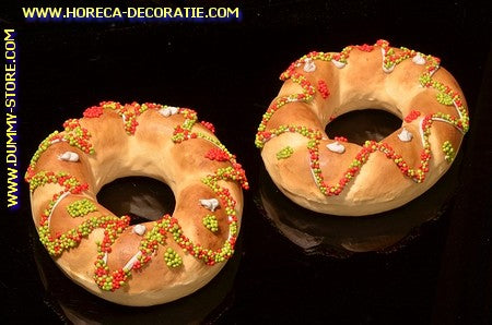 Feestbroodje ovaal, 2 stuks, lxhxb: 15x3,5x1 cm - namaak