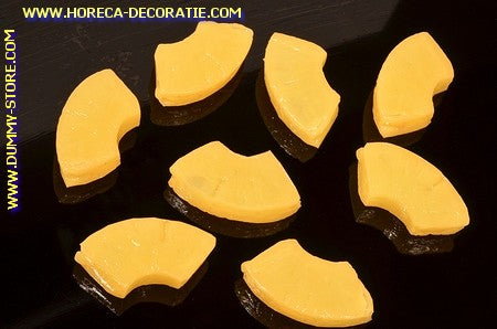 Ananas stukjes, 8 stukjes (dummy) namaak imitatie
