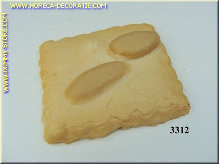 Koekje met hazelnoot - namaak - dummy