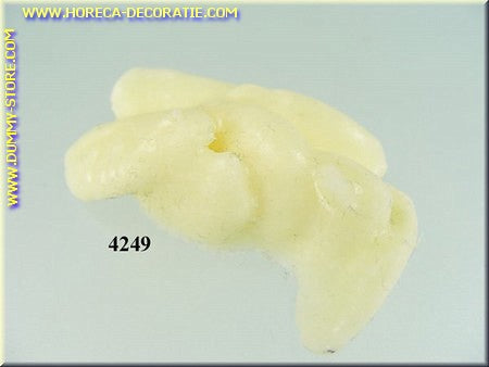 Witte praline met amandel, 3 stuks